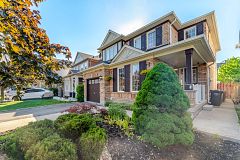 62 Sugarhill Drive, Brampton, ON L7A 3N2
