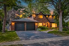 1116 Greenoaks Drive, Mississauga, ON L5J 3A2