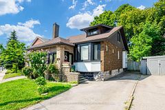 2556 Lake Shore Boulevard W Lower, Toronto, ON M8V 1G1