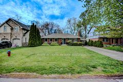 1493 Constance Drive, Oakville, ON L6J 2T8