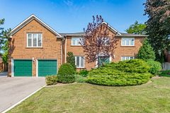 6 LILLINGTON Street, Brampton, ON L6S 4B9