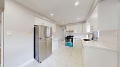 337 Hansen Road N Upper, Brampton, ON L6V 2Y2