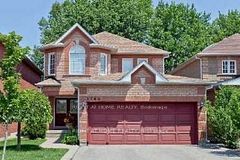 3766 Forest Bluff Crescent, Mississauga, ON L5N 7T7