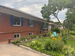 309 Queen Mary Drive, Oakville, ON L6K 3L5