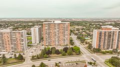 18 Knightsbridge Road 2102, Brampton, ON L6T 3X5