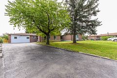 8 Fidelia Crescent, Brampton, ON L6T 3P8