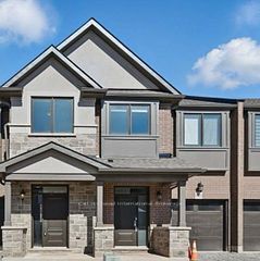 2745 Westoak Trails Boulevard 1, Oakville, ON L6M 5T1