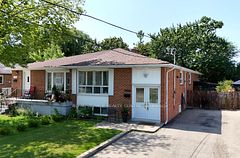 3388 Fellmore Drive, Mississauga, ON L5C 2E2