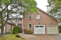 1021 Runnymead Crescent, Oakville, ON L6M 1C5
