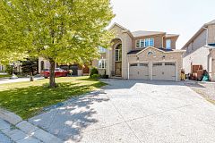 1058 Agram Drive, Oakville, ON L6H 7L6