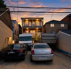 352 Caledonia Road, Toronto, ON M6E 4T6