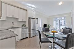 2486 Old Bronte Road 423, Oakville, ON L6M 4J2
