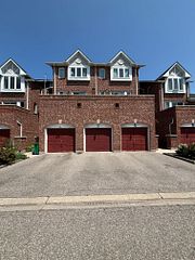 60 Barondale Drive 248, Mississauga, ON L4Z 3N8