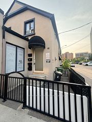 8 John Street A, Toronto, ON M9N 1J3