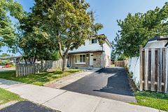 7635 Anaka Drive, Mississauga, ON L4T 3H8