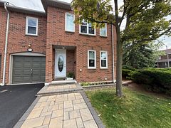 5865 Dalebrook Crescent 70B, Mississauga, ON L5M 5X1