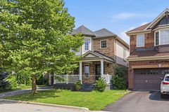 392 Tonelli Lane, Milton, ON L9T 0N4