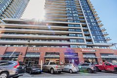 2220 Lake Shore Boulevard W 2706, Toronto, ON M8V 1A4