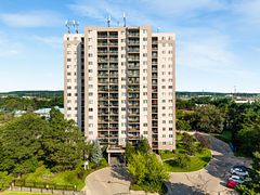 975 Warwick Court 708, Burlington, ON L7T 3Z7