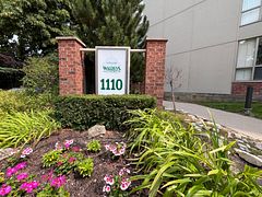 1110 Walden Circle 102, Mississauga, ON L5J 4R3