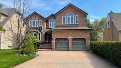 15 Agar Crescent, Toronto, ON M9B 5A4