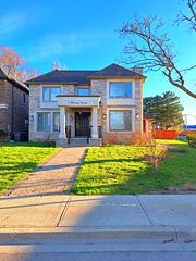 38 Harrison Avenue LOWER, Mississauga, ON L5H 2N9