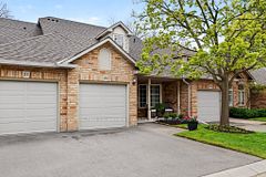 2350 New Street 20, Burlington, ON L7R 4P8