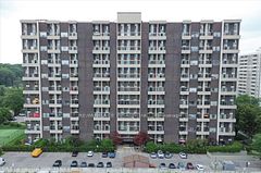 60 Southport Street 624, Toronto, ON M6S 3N4