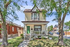 62 Rowntree Avenue, Toronto, ON M6N 1R9
