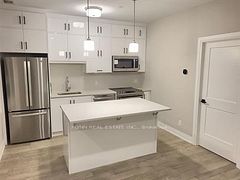 3265 Carding Mill Trail 221, Oakville, ON L6M 0W6