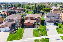 4129 Molly Avenue, Mississauga, ON L4Z 1E3
