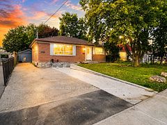 3352 Etude Drive, Mississauga, ON L4T 1T3