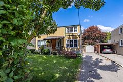 26 Magwood Court, Toronto, ON M6S 2M5