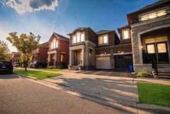 271 Sarah Cline Drive, Oakville, ON L6M 0V4