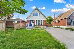 42 Fordwich Crescent, Toronto, ON M9W 2T4