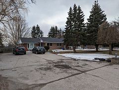 5006 Derry Road W, Burlington, ON L7M 0R6