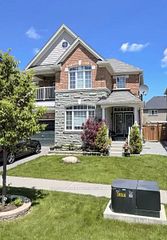 7 Villanova Road 3, Brampton, ON L6Y 2Z4