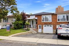 118 Surbray Grove, Mississauga, ON L5B 2E1