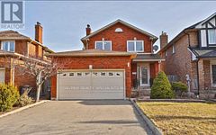 4549 Longmoor Road BSMNT, Mississauga, ON L5M 4H7