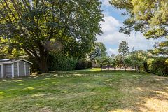383 Maplehurst Avenue, Oakville, ON L6L 4Y3
