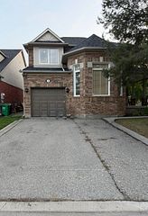 9 Unsworth Street, Brampton, ON L7A 1Z9