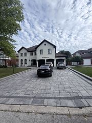 2038 Montcrest Court BSMNT, Mississauga, ON L5M 4Y2
