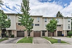 7251 Copenhagen Road 63, Mississauga, ON L5N 2H6