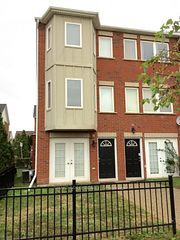 1751 Lampman Avenue 45, Burlington, ON L7L 6W3