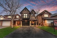 21 Garden Avenue, Brampton, ON L6X 1M4