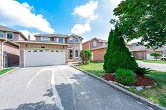 198 Harrowsmith Drive, Mississauga, ON L5R 1R9