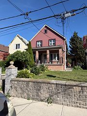 35 Hillary Avenue, Toronto, ON M6N 2B9