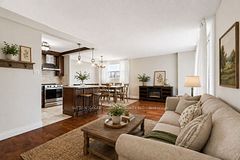 2345 Confederation Parkway 802, Mississauga, ON L5B 2H3