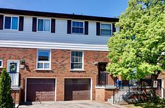 2445 Homelands Drive 30, Mississauga, ON L5K 2C6