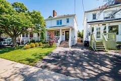 59 Fifth Street, Toronto, ON M8V 2Z1